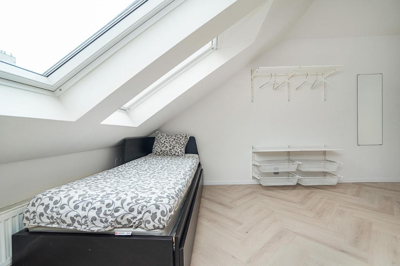Big 4-Bedroom Flat, Terrace With Great Vitkov View Prague Exterior photo